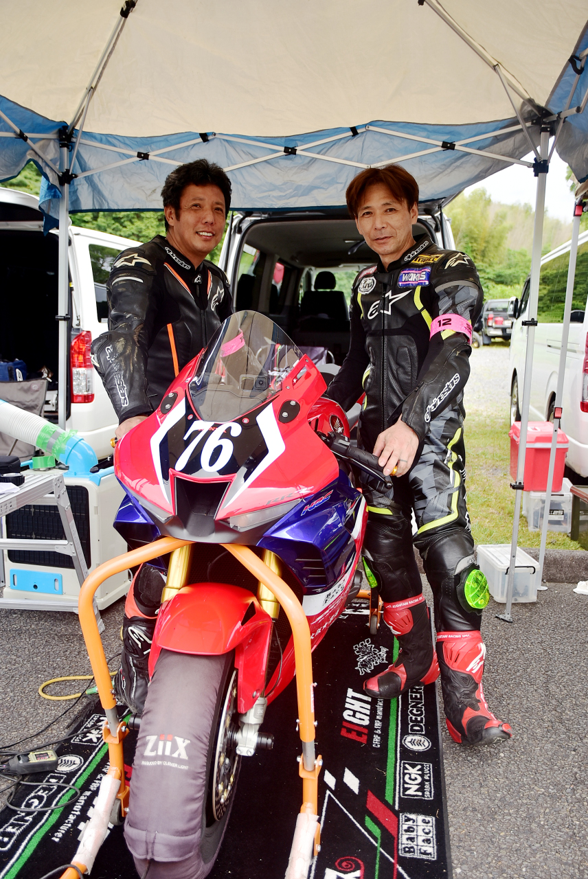 D72_9999 (21).JPG